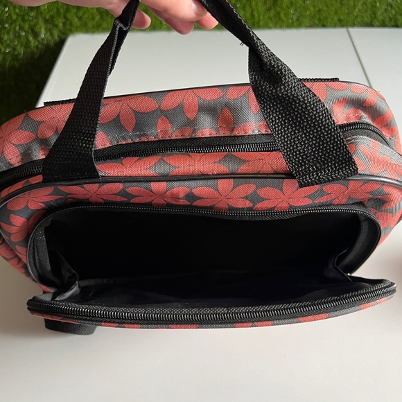 Skyline Mod Floral Carry On Travel Bag - Picture 12 of 16